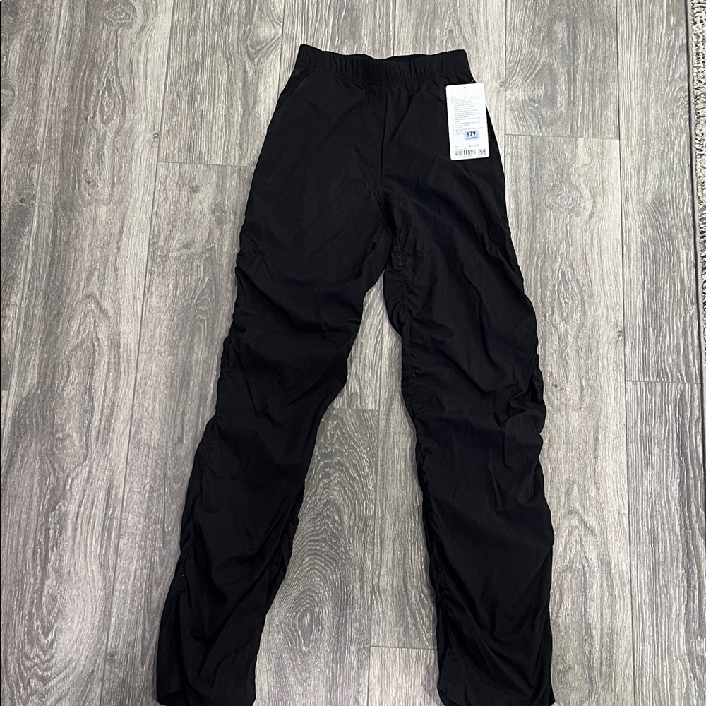 Women’s Lululemon Dance Studio Slim-Fit HR flared pant